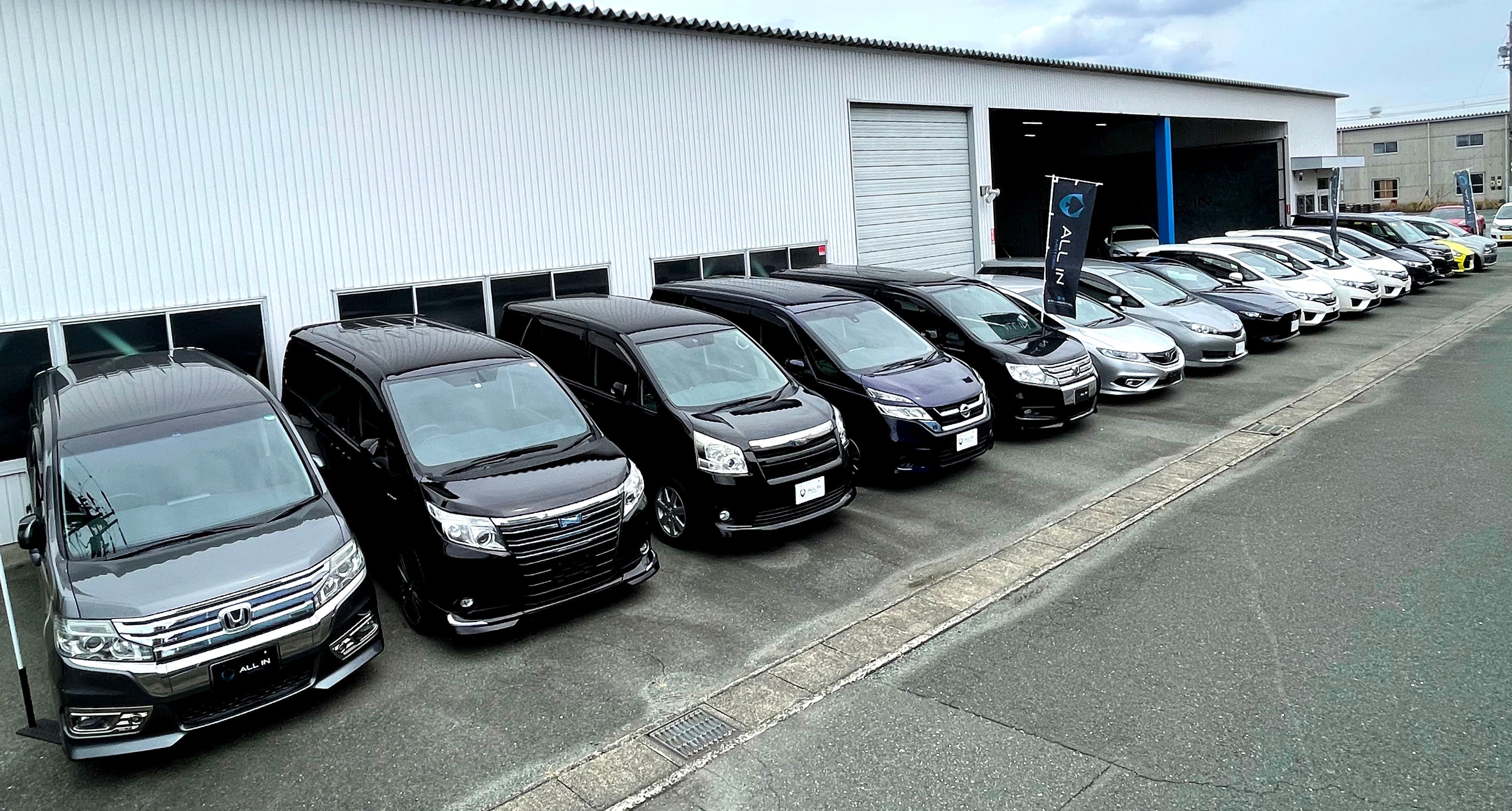 AllInMotor Showroom Exterior