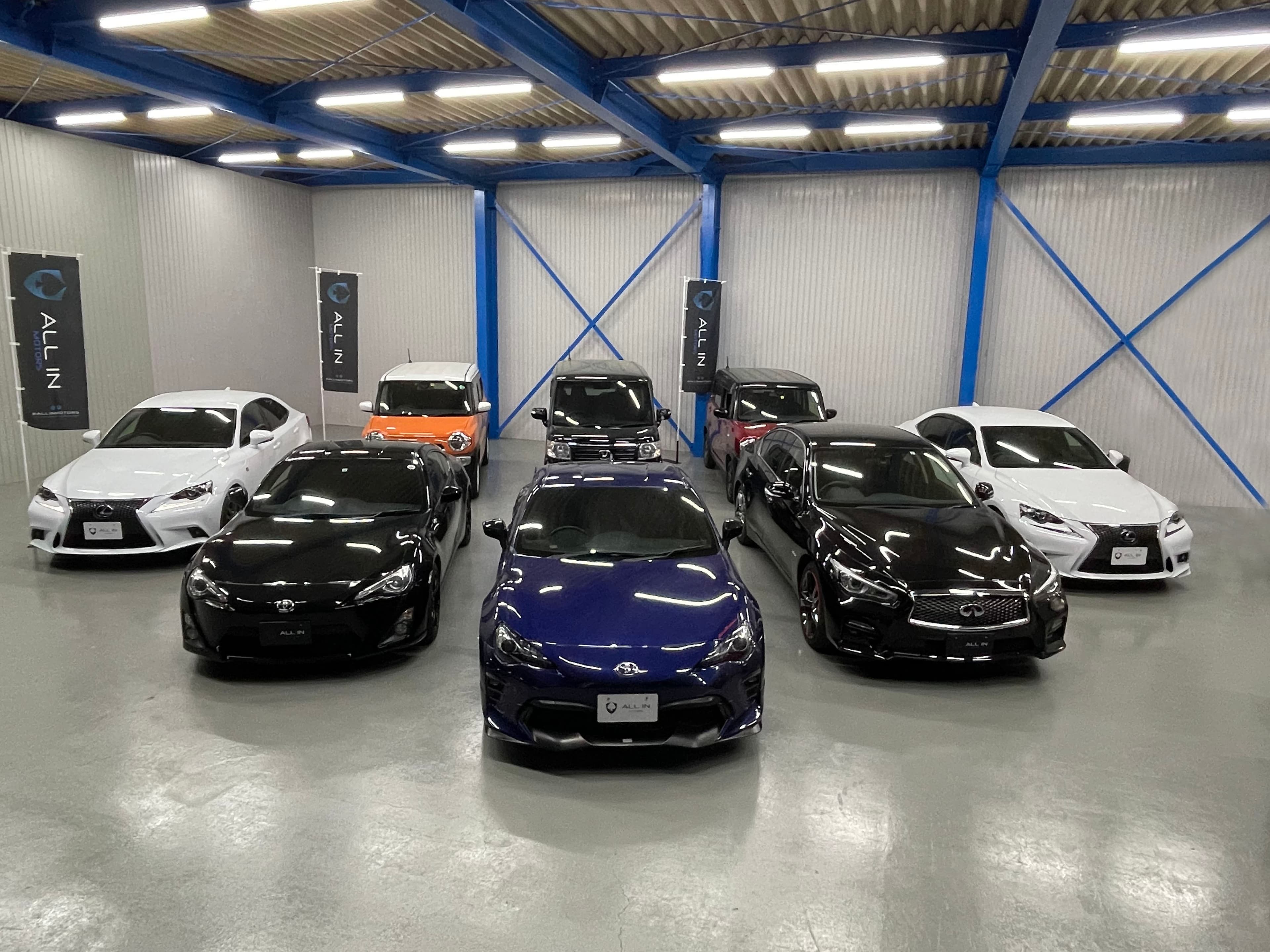 静岡県浜松市のオールインモータース 展示場の豊富な在庫車両